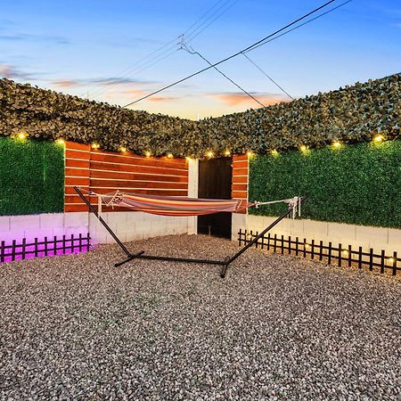 Phoenix Retreat - 2 Bedroom Home With King-Size Bed - 3 Smart Tvs - 10 Min From Airp - Unit A Eksteriør bilde